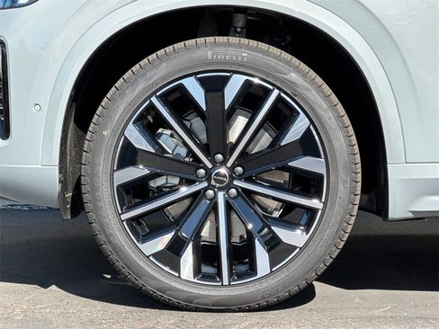 New 2026 Volvo XC90 B6 Ultra image 26