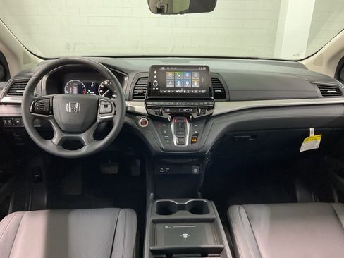 Certified 2026 Honda Odyssey EX-L image 8