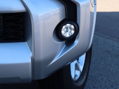 Used 2019 Toyota 4Runner SR5 image 3