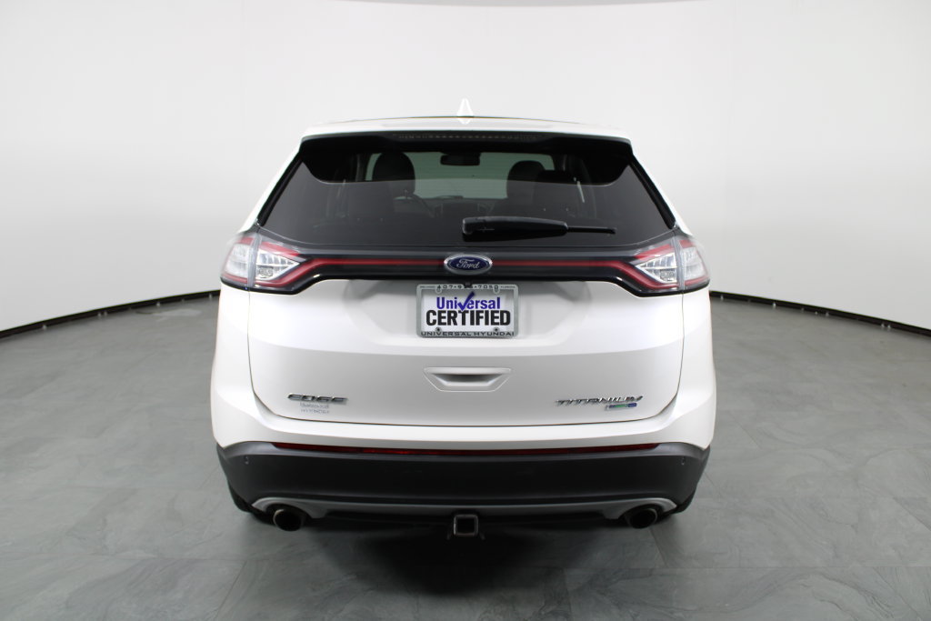 Used 2018 Ford Edge Titanium w/ Equipment Group 301A AWD/4WD image 10