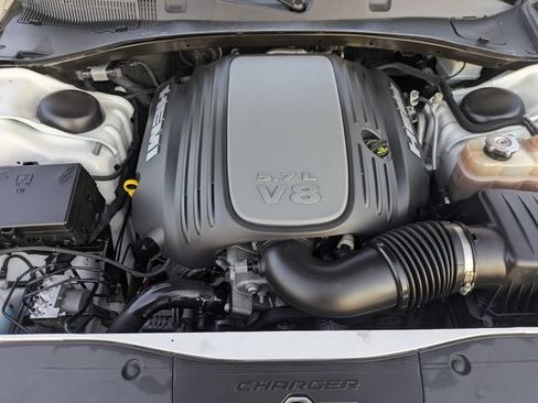 Used 2022 Dodge Charger R/T w/ Blacktop Package RWD image 33