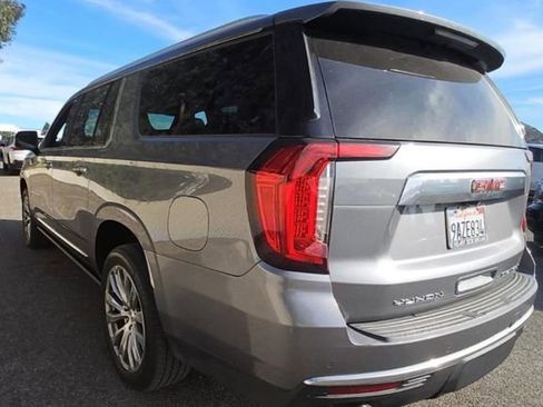 Used 2022 GMC Yukon XL Denali w/ Max Trailering Package image 4