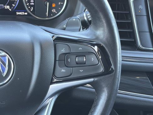 Used 2024 Buick Enclave Premium image 9