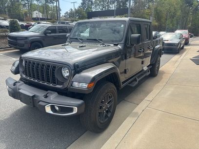 Used 2024 Jeep Gladiator Sport