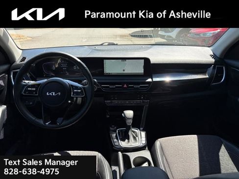 Certified 2025 Kia Seltos S FWD image 8
