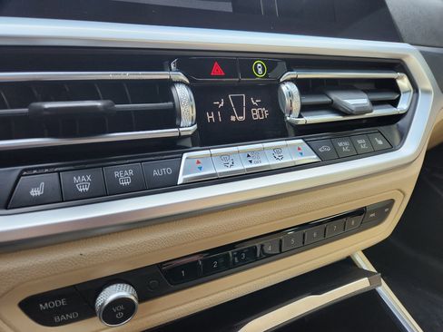 Used 2021 BMW 330i xDrive Sedan w/ Convenience Package image 28