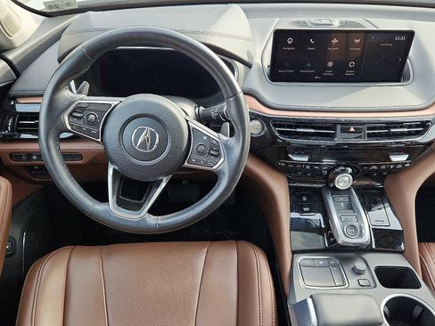 Used 2023 Acura MDX SH-AWD w/ Technology Package image 10