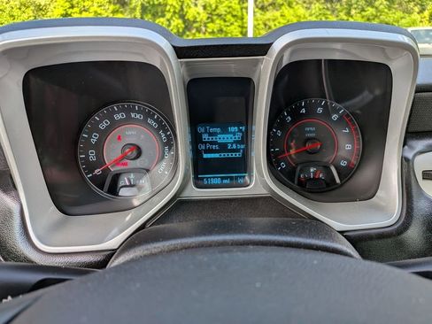 Used 2015 Chevrolet Camaro SS w/ SS Performance Package RWD image 11