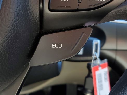 Used 2015 Kia Optima LX image 29