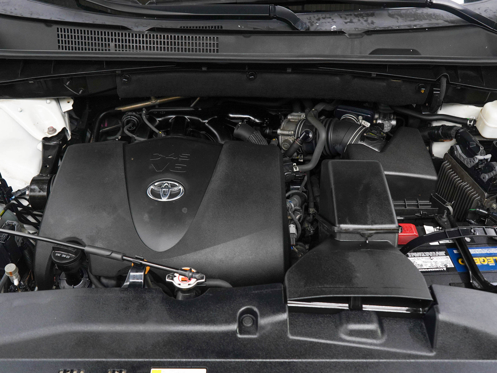 Used 2019 Toyota Highlander XLE AWD/4WD image 32