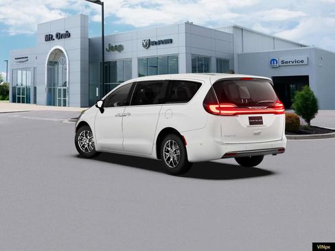 New 2027 Chrysler Pacifica Select w/ Family Tech Group FWD image 4