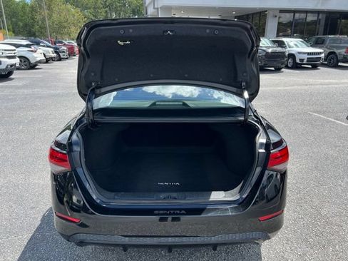 Used 2023 Nissan Sentra SV FWD image 10