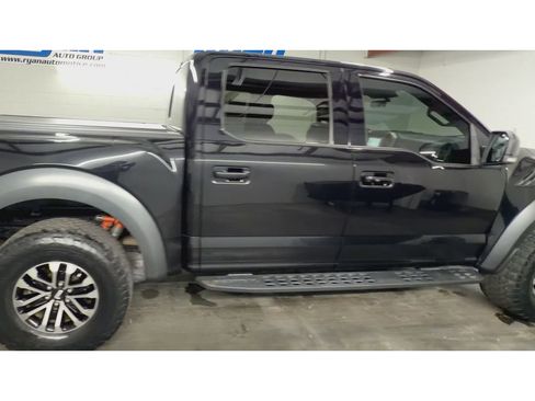 Used 2019 Ford F150 Raptor w/ Equipment Group 802A Luxury image 9