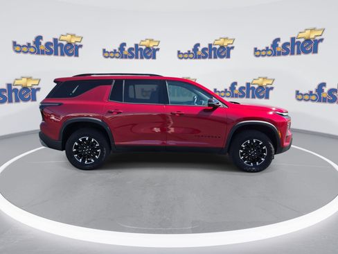 Certified 2024 Chevrolet Traverse Z71 AWD/4WD image 2