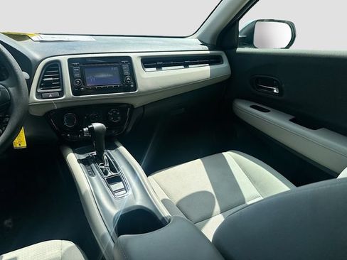Used 2020 Honda HR-V LX image 23