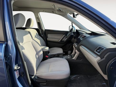 Used 2018 Subaru Forester 2.5i Premium image 19