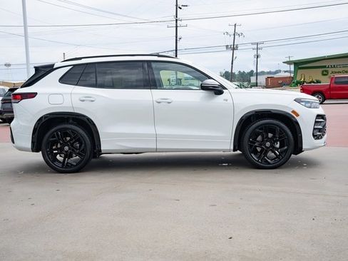 New 2026 Volkswagen Tiguan SE R-Line image 7