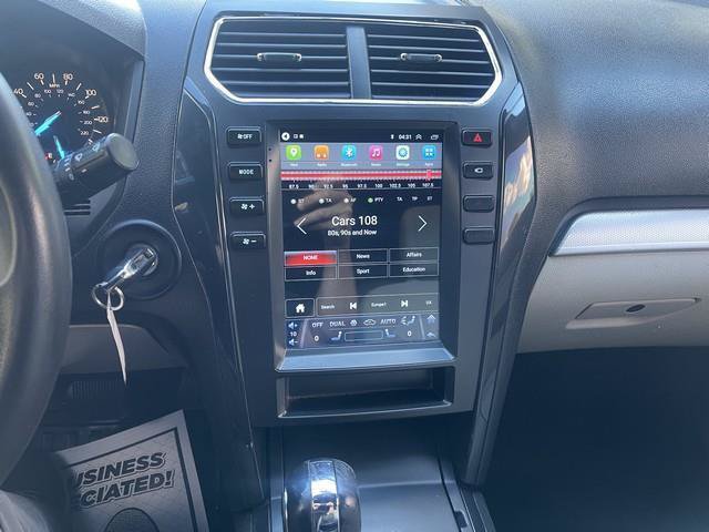Used 2018 Ford Explorer 4WD image 12