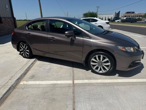Used 2015 Honda Civic EX-L image 8