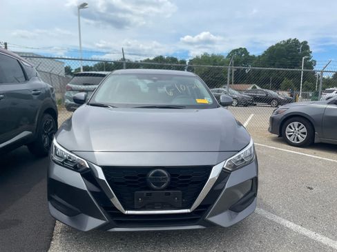 Used 2023 Nissan Sentra S FWD image 2