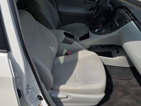 Used 2012 Toyota Prius Three FWD image 16