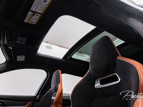 Used 2024 Jaguar F-PACE SVR image 33