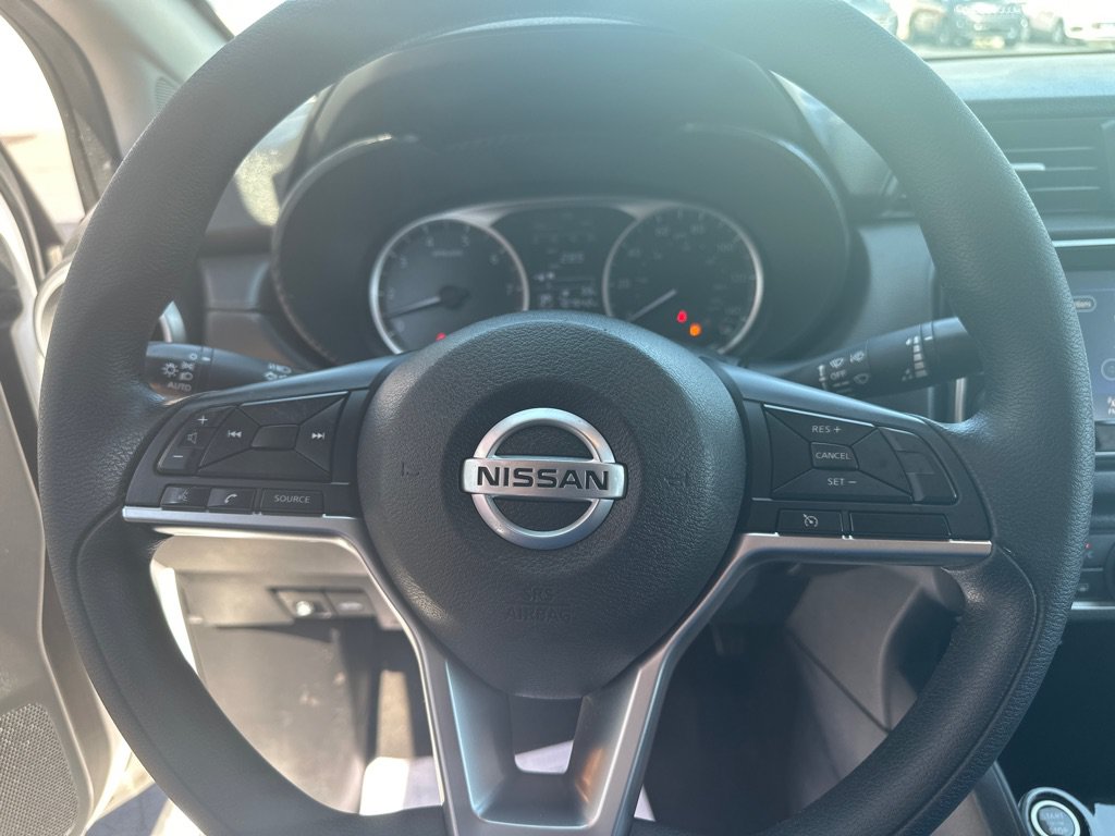 Used 2020 Nissan Versa S FWD image 23