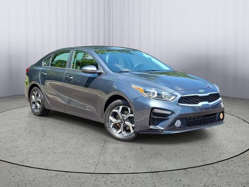Used 2021 Kia Forte LXS FWD image 1