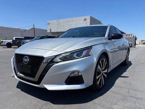 Used 2022 Nissan Altima 2.5 SR FWD image 7