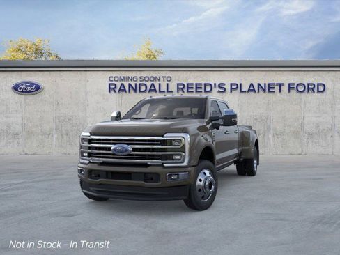 New 2026 Ford F450 Platinum image 2