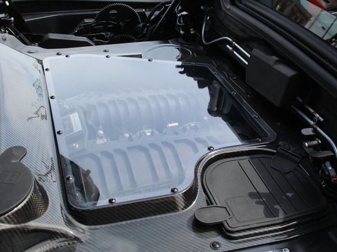 Used 2023 Chevrolet Corvette Z06 image 32