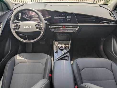 New 2026 Kia Niro Wind FWD image 13