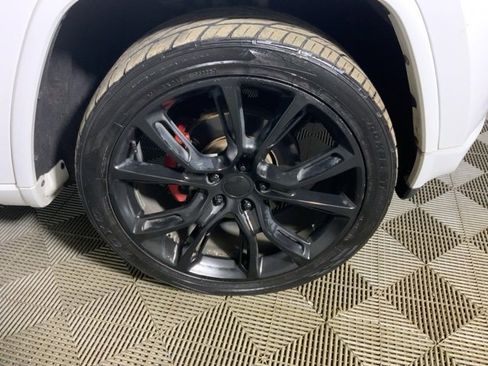 Used 2015 Jeep Grand Cherokee Overland image 13