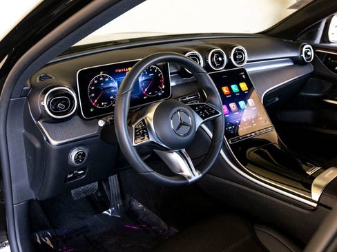 Used 2025 Mercedes-Benz C 300 Sedan image 16
