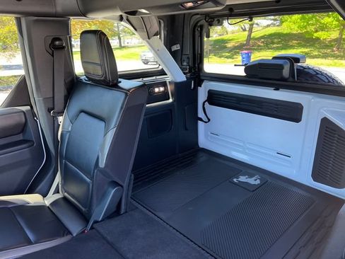 Used 2025 Ford Bronco Outer Banks AWD/4WD image 27