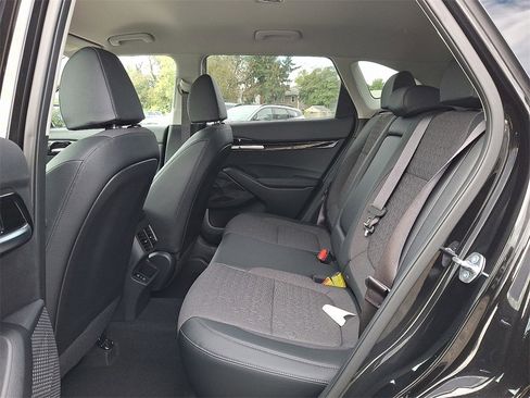 New 2026 Kia Seltos S image 5