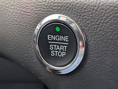 Used 2024 Ford Edge SEL AWD/4WD image 26