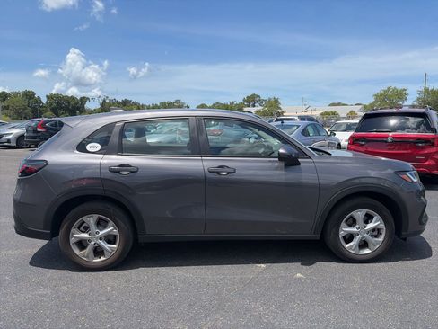 Certified 2025 Honda HR-V LX image 8