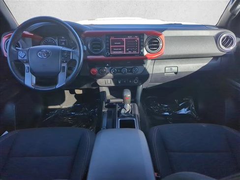 Used 2020 Toyota Tacoma TRD Sport image 20