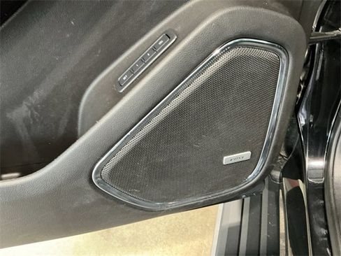 Used 2020 GMC Yukon Denali image 21