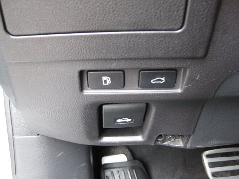 Used 2020 Lexus ES 350 F Sport w/ Accessory Package FWD image 13