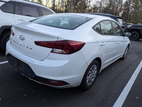 Used 2019 Hyundai Elantra SE image 6