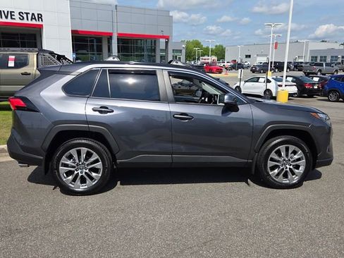 Used 2025 Toyota RAV4 XLE Premium FWD image 10