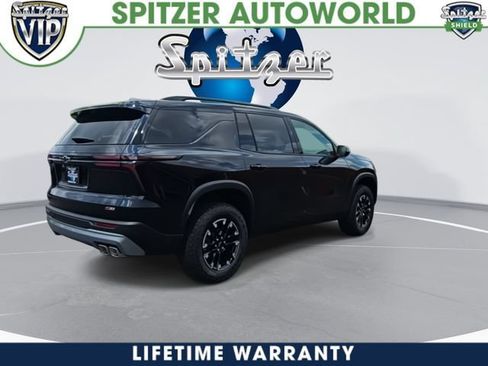 New 2026 Chevrolet Traverse Z71 w/ Enhanced Driving Package AWD/4WD image 8