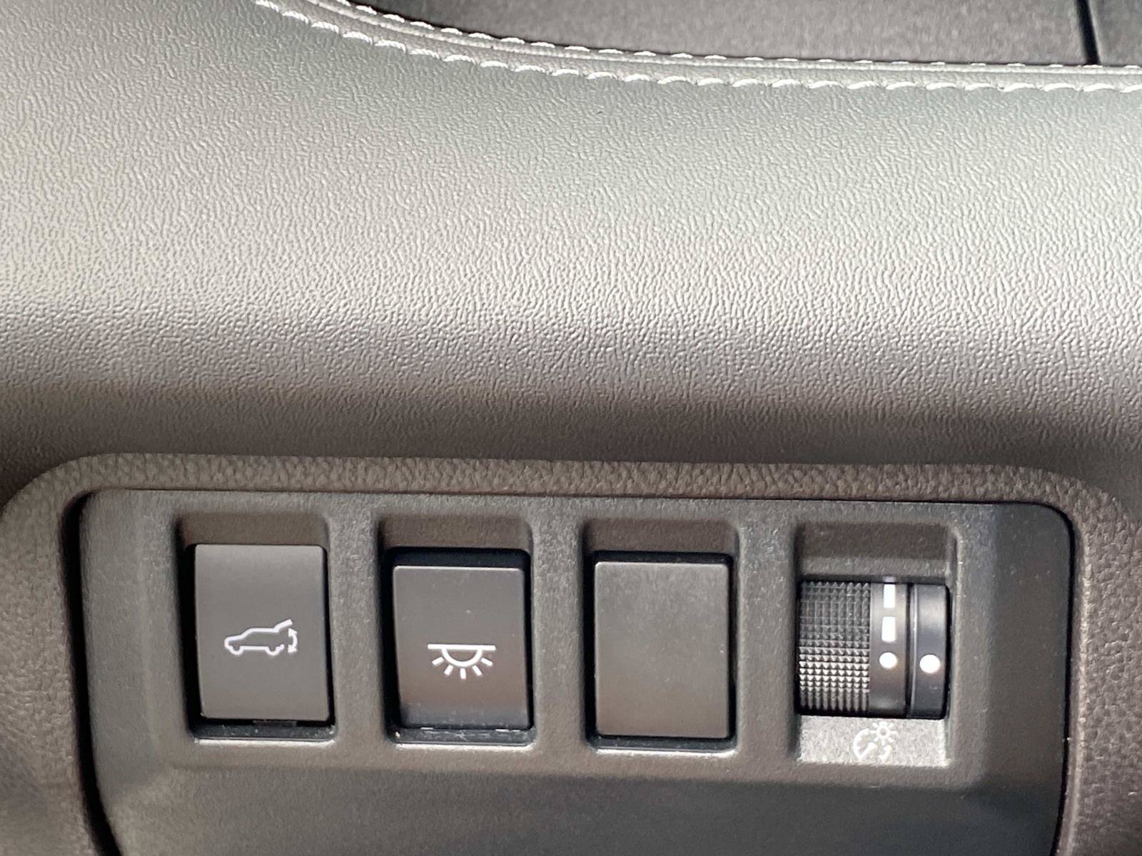 Used 2023 Subaru Ascent Touring AWD/4WD image 22