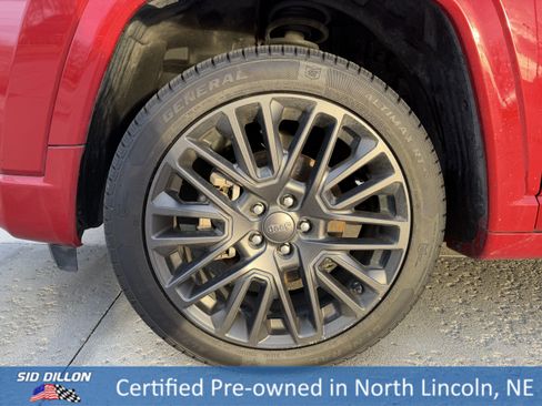 Used 2022 Jeep Compass Limited image 9