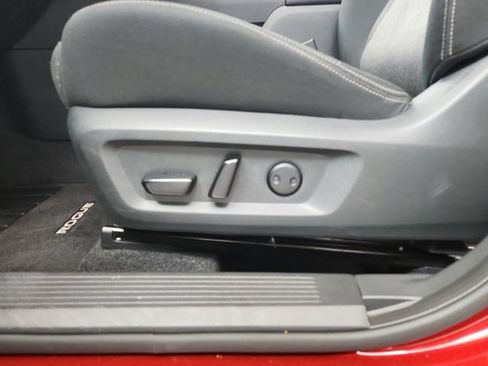 Used 2026 Nissan Rogue SV FWD image 21