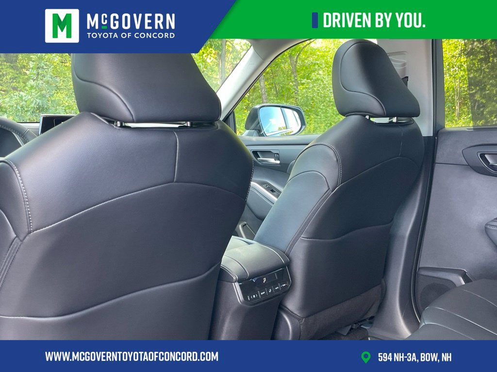 Used 2026 Toyota Highlander XLE AWD/4WD image 27