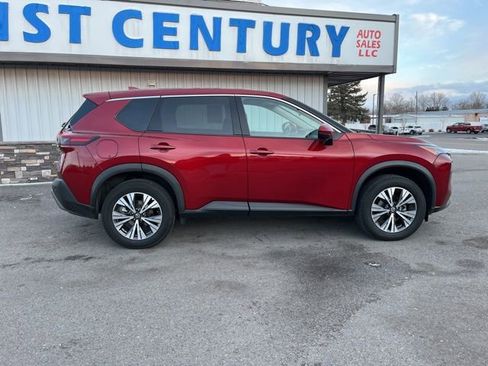 Used 2021 Nissan Rogue SV image 14