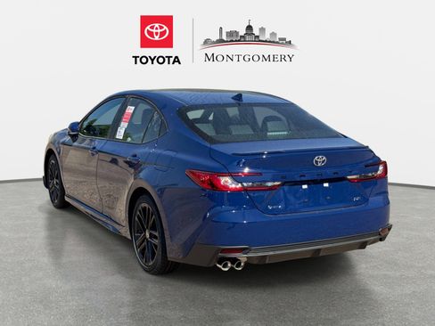 New 2026 Toyota Camry SE FWD image 5